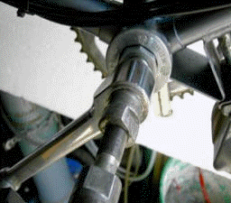 http://www.brucker-radl-service.de/Tretlager3.jpg
